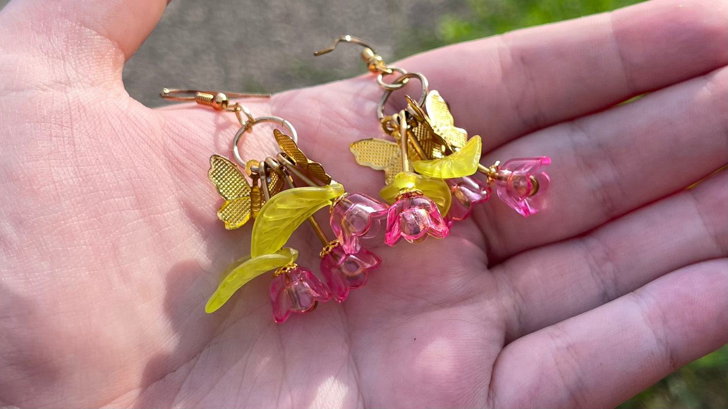 Butterflies On The Grapevine - Bracelet and Earring Set