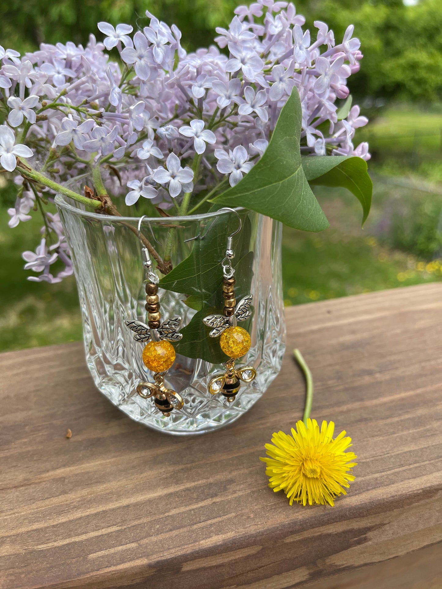Honey and Flowers Bumblebee Bracelet and Earrings Set