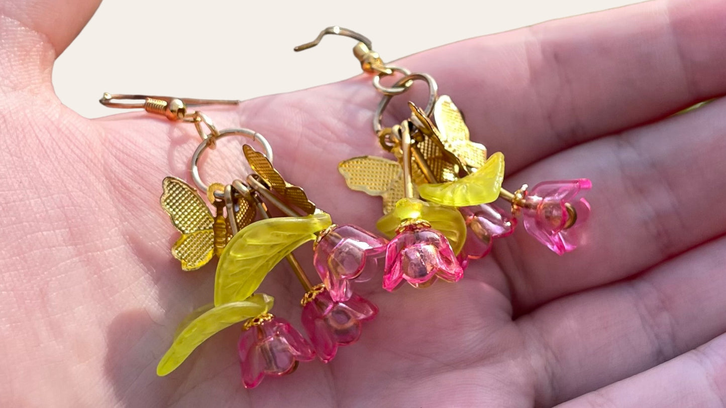 Butterflies On The Grapevine - Bracelet and Earring Set
